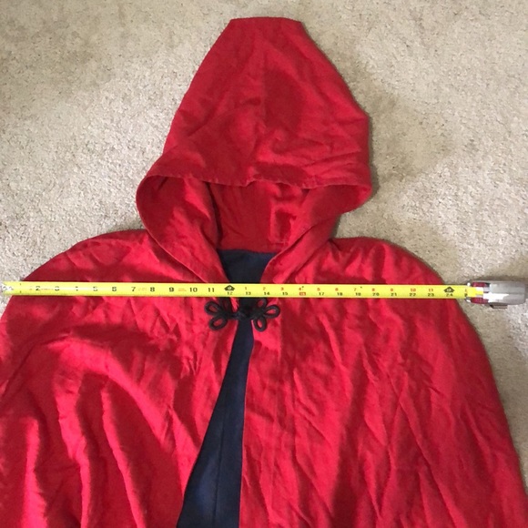 Handmade cape with removable inside - Picture 5 of 9